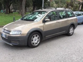 f28d7253-c5e2-4f9f-8a83-526387877b1e_fiat-stilo-1-9-mjt-120-cv-multi-wagon-giardinetta.webp