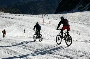 mountain-bike-plateau-rosa-cervinia.jpg
