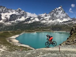 8319-biker-al-cervino-bike-park.jpg