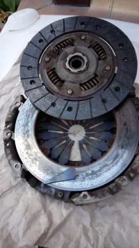 GP_frizione_old_interno.jpg GP_frizione_old_interno.jpg