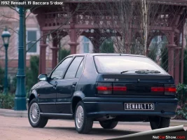Renault-19_Baccara_5-door-1992-1600-02.webp