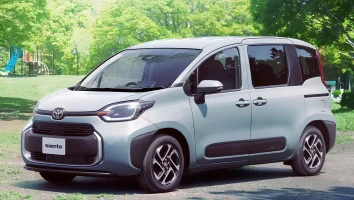 Toyota-Sienta-2022.webp