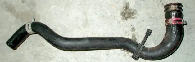 tubo DX HCV perdita rimosso DSCN2715_2.JPG tubo DX HCV perdita rimosso DSCN2715_2.JPG