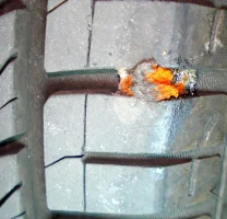 pneumatico post sn debica forato 19.3.26 riparato DSC01600_2.webp pneumatico post sn debica forato 19.3.26 riparato DSC01600_2.webp